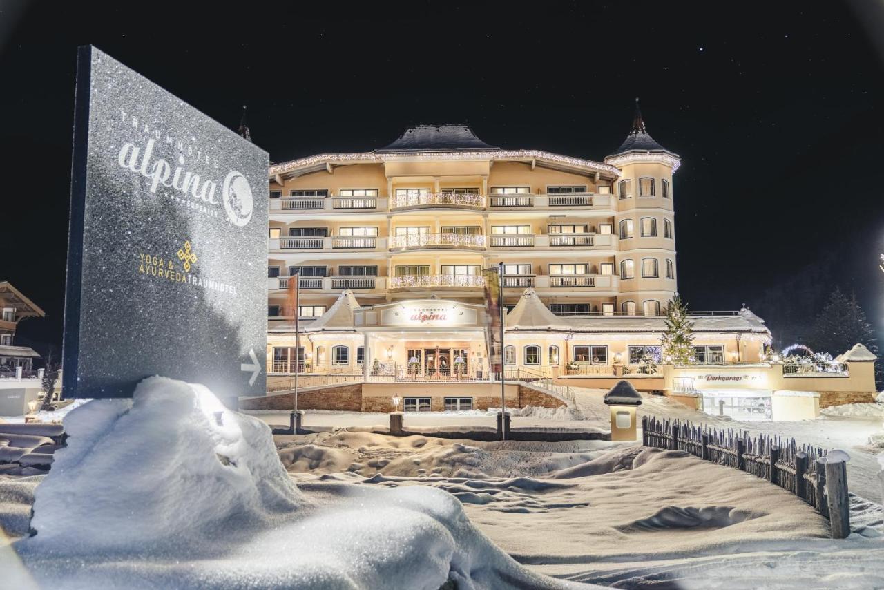 Traumhotel Alpina Superior --Yoga Und Ayurvedahotel (Adults Only) Gerlos Eksteriør billede